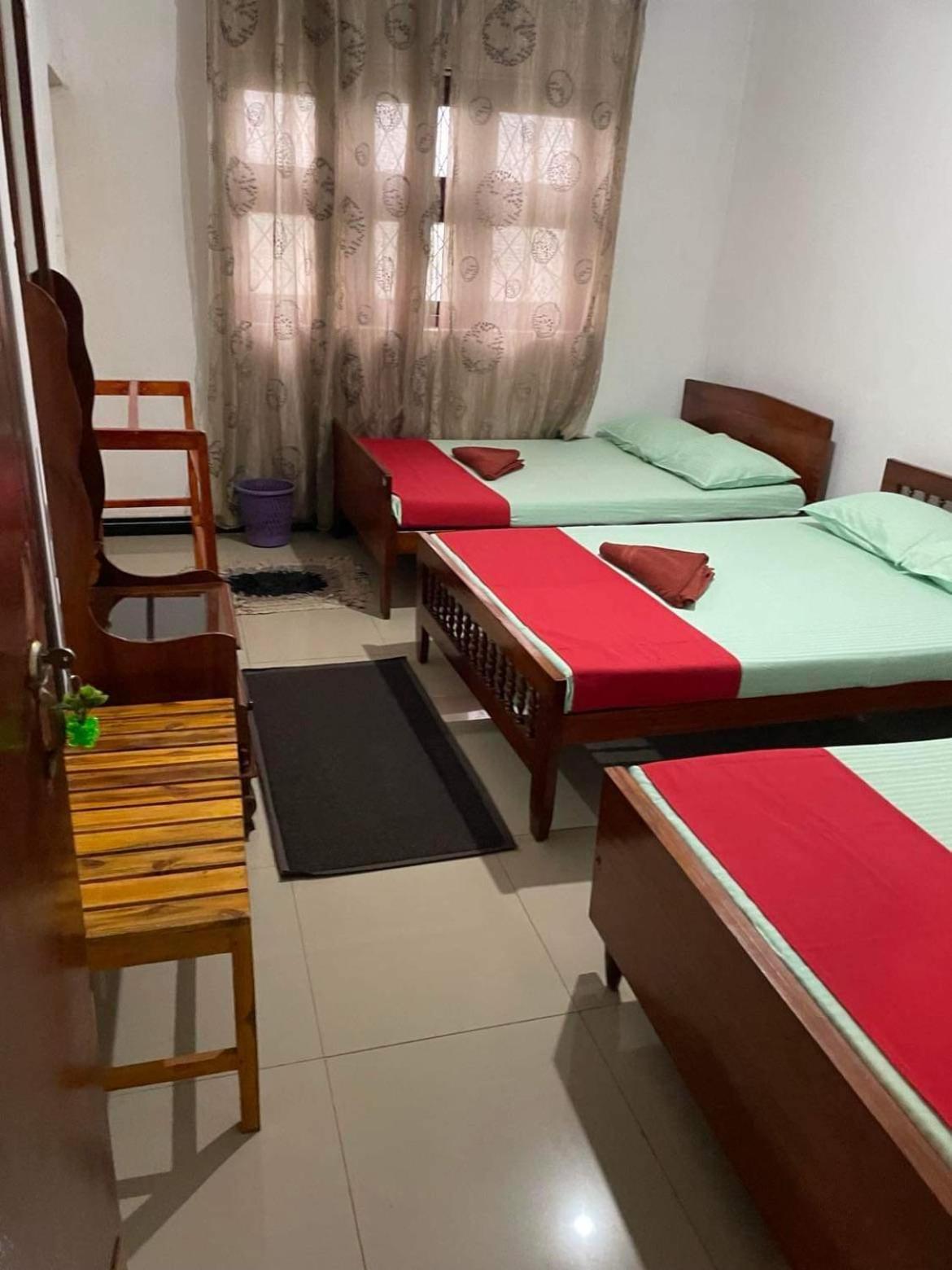 Olivia Homestay 아누라다푸라 외부 사진
