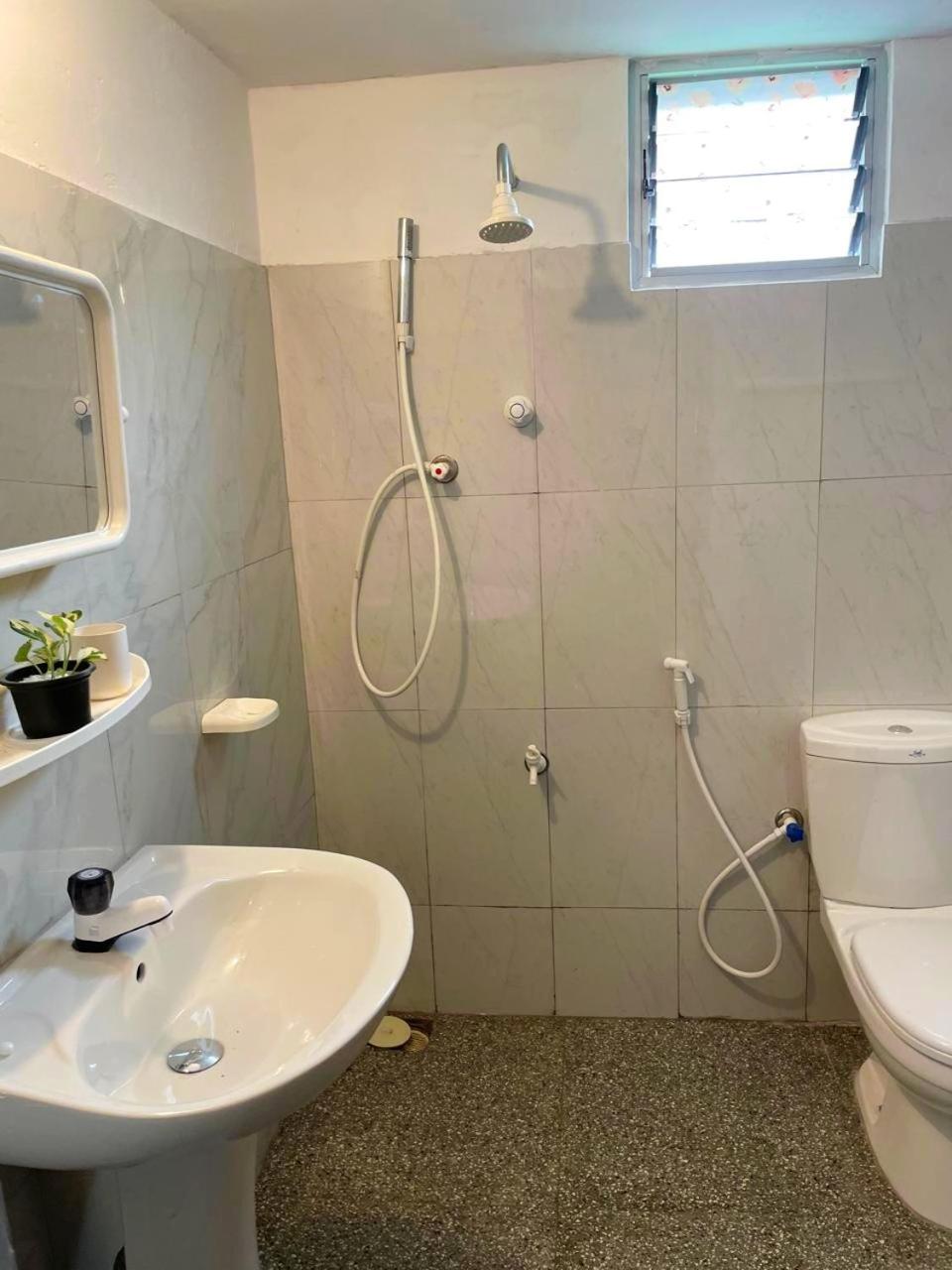 Olivia Homestay 아누라다푸라 외부 사진