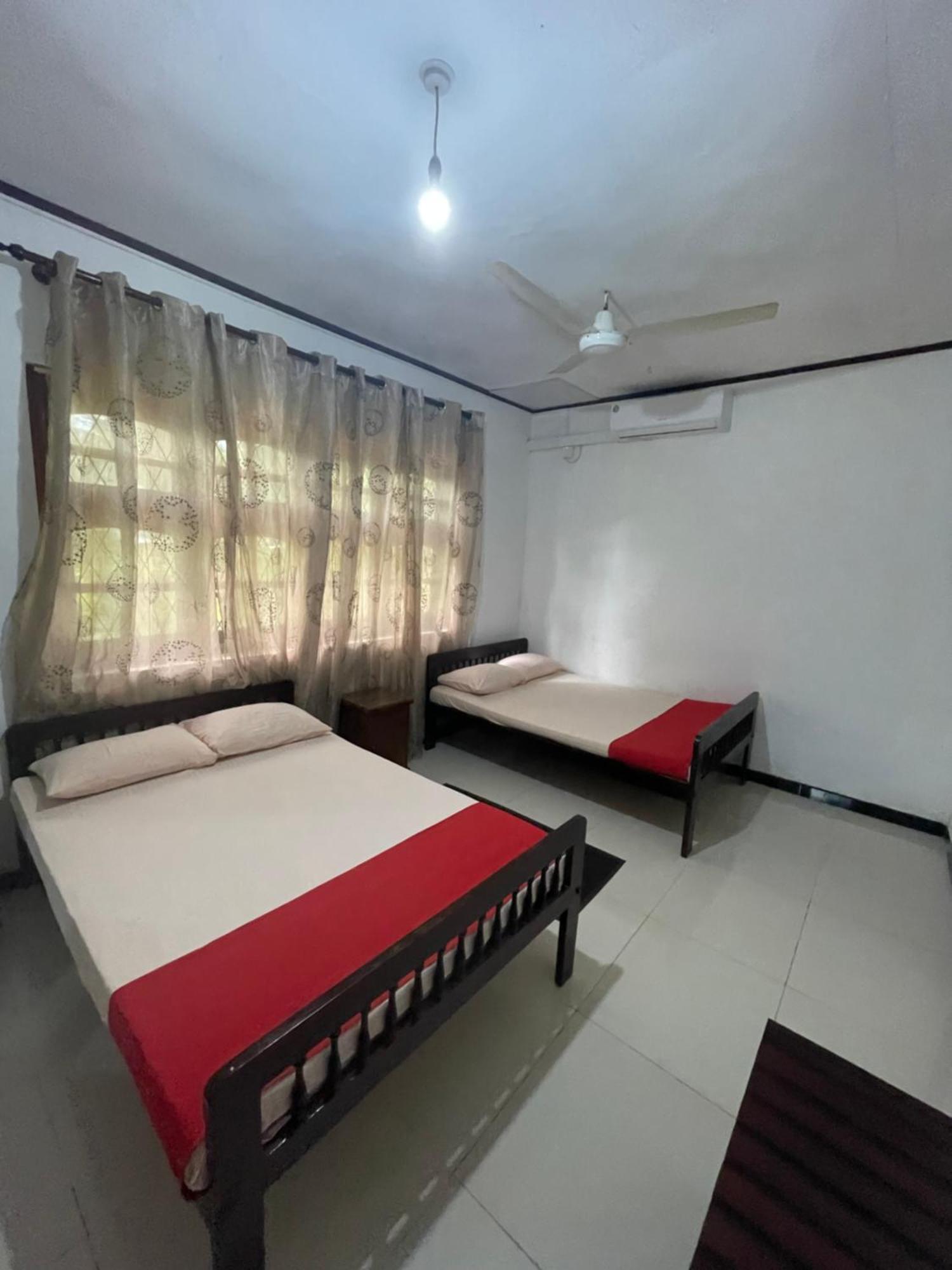 Olivia Homestay 아누라다푸라 외부 사진